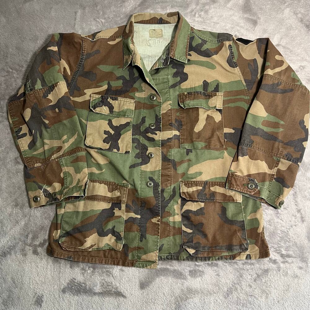Vintage 80s US Army M81 Woodland BDU 5th Infantry Division Jacket Medium Regular